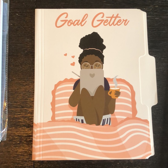 1 spiral note book, 2 folders, 2 small note pads - Picture 3 of 6